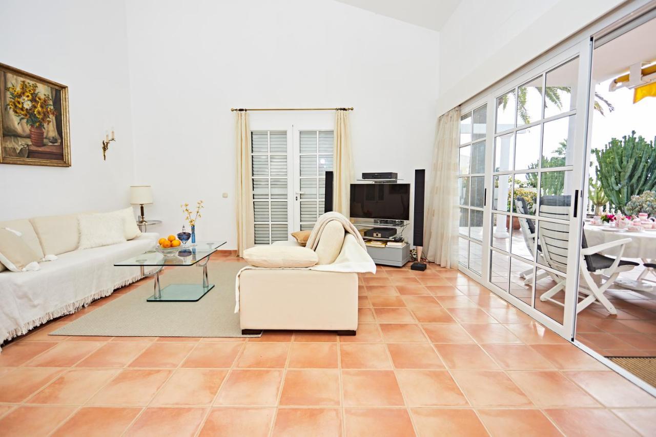 Stunning Villa With Breathtaking Ocean View โมกัน ภายนอก รูปภาพ