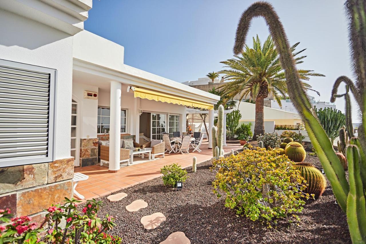 Stunning Villa With Breathtaking Ocean View โมกัน ภายนอก รูปภาพ
